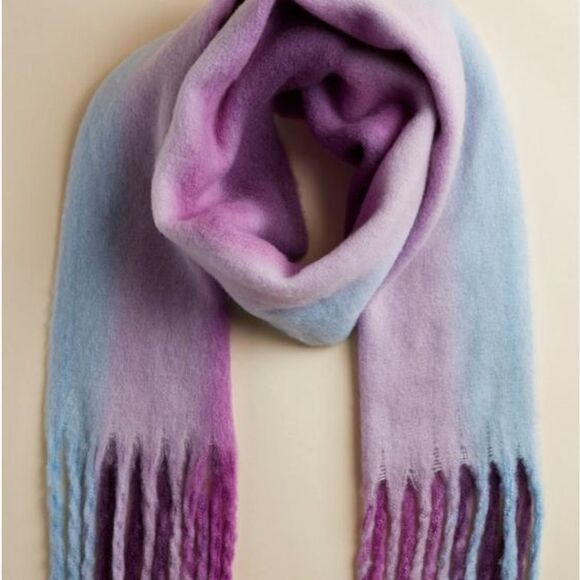 Torrid Fringe Scarf New - Picture 1 of 3